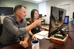 Kelowna, Canada - UBCO coop program photo shoot at Inhouse Video offices, UBC student Yiming Han.

AD: Stephanie Baziuk, UBCO
DP: Stefan Matis, Plia Films.